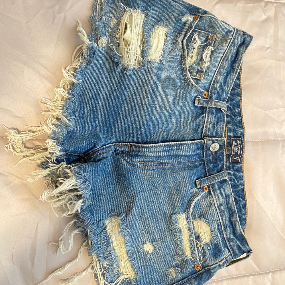 Abercrombie and fitch low rise shorts